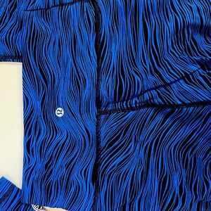 LIMITED EDITION SOULCYCLE LULULEMON Leggings Size 4 NWOT